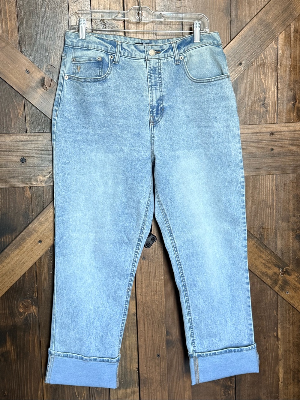 Frye Women's High-Rise Cuffed Crop Jean Light Blue Stevie Wash Size 8 - Picture 5 of 15